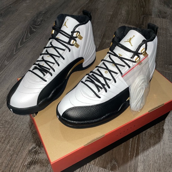 Jordan 12 retro Royalty 2021